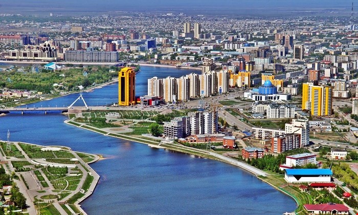 قزاقی برای هویت، روسی برای نان؟